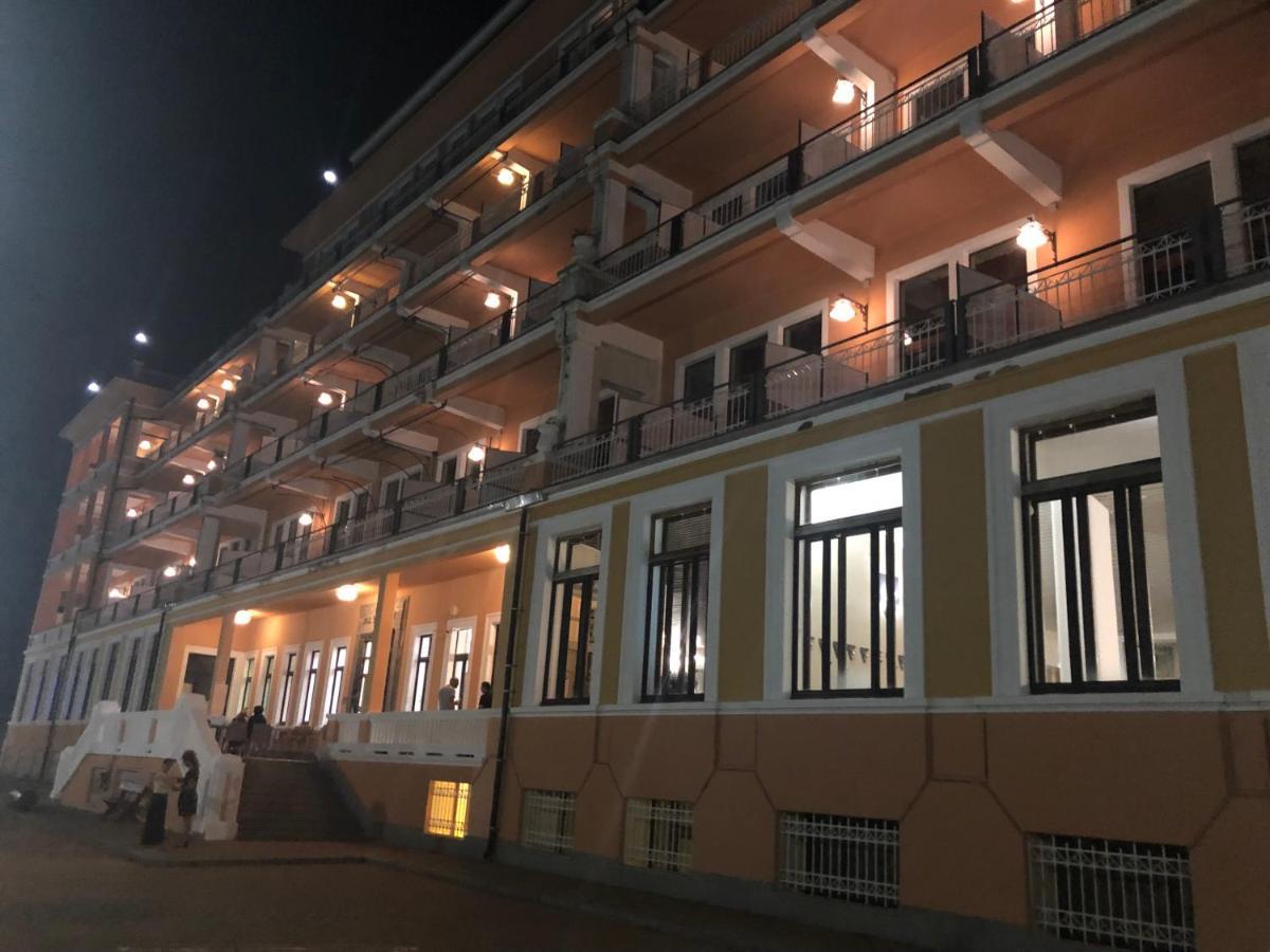 Pracatinat Hotel & Restaurant Fenestrelle Kültér fotó
